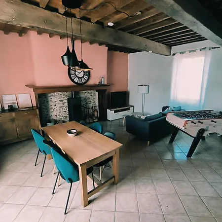 Nyaraló Dans Un Village Des Pyrenees