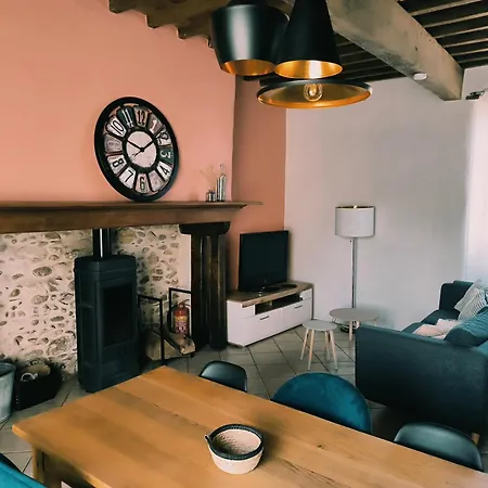 Dans Un Village Des Pyrénées Luc (Hautes-Pyrenees)