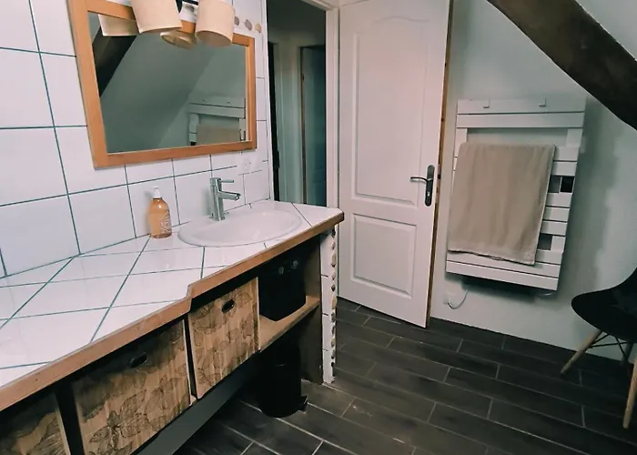 Dans Un Village Des Pyrenees Tatil Evi